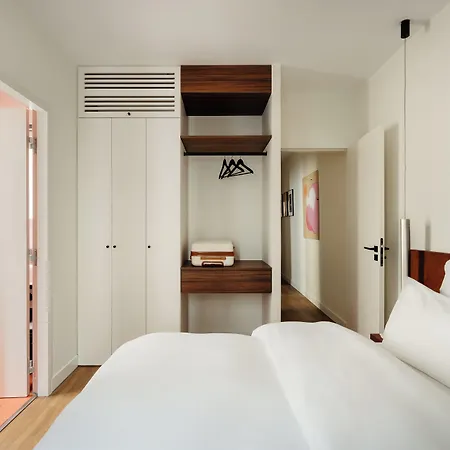 Edgar Marais - Temple 4* باريس