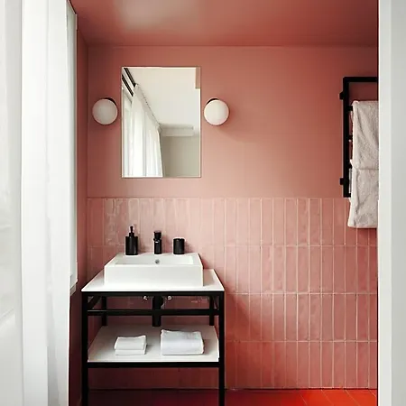 Edgar Marais - Temple Apartmanhotel 4*